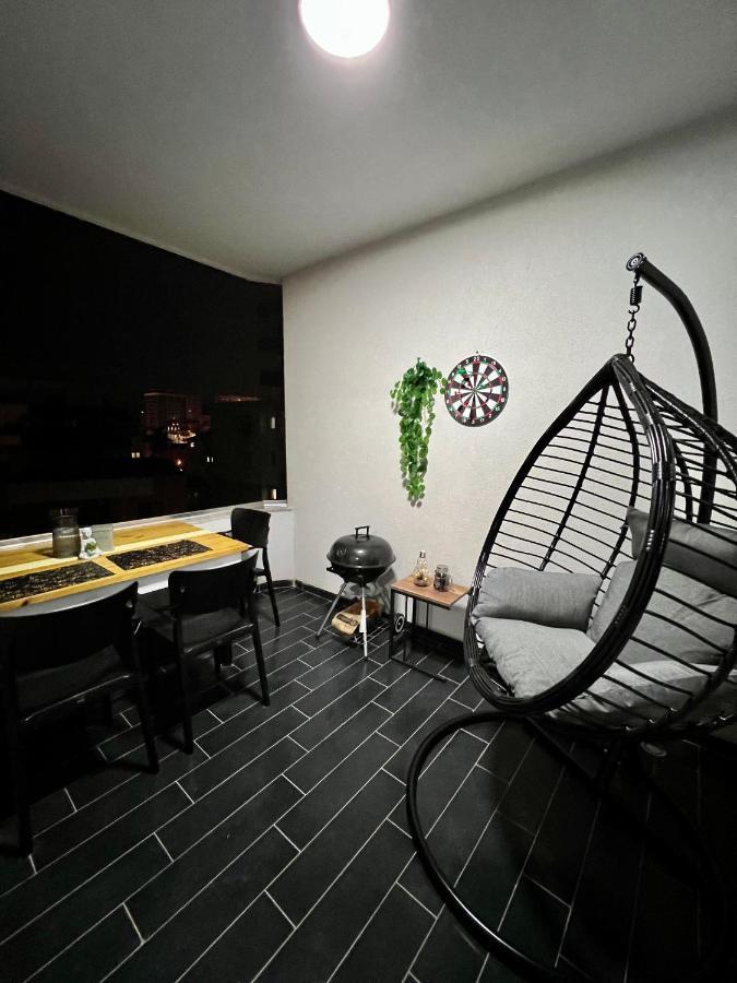 Apartamento Lift @Vollga With Bbq And Patio Durrës Exterior foto